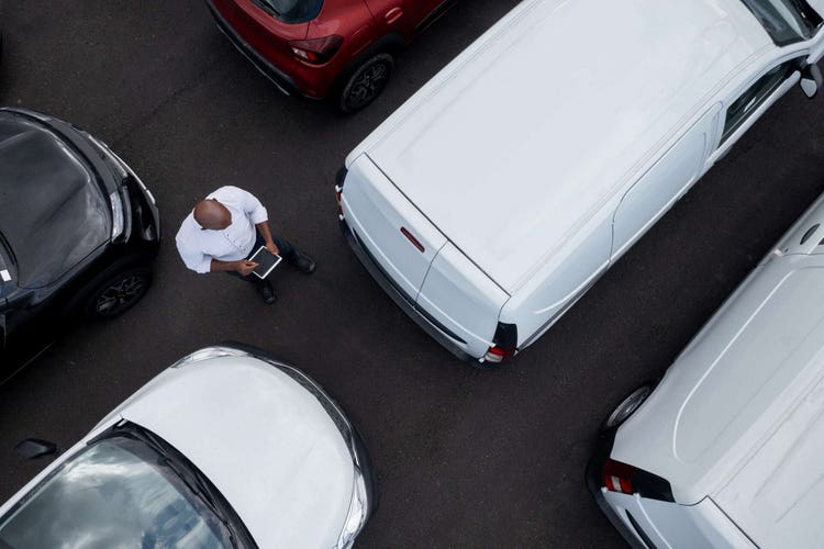 Mainland China’s leadership in truck and bus exports