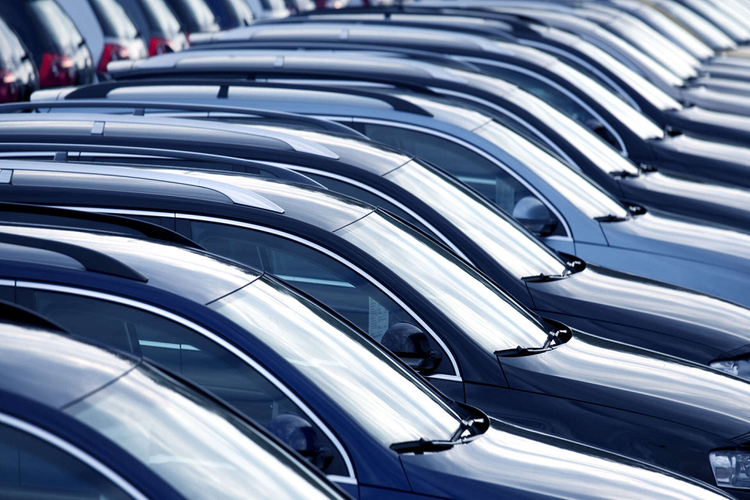 Rev Up Your Sales: How Precision Data Transforms Auto Retail