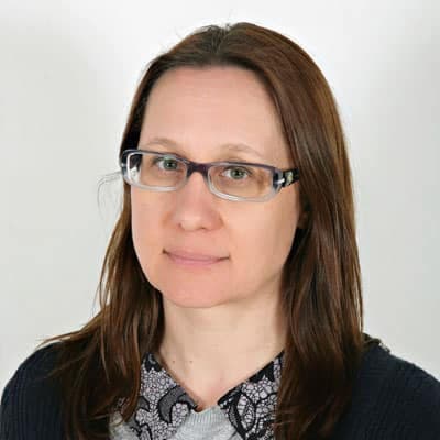 Headshot of Ewa Root
