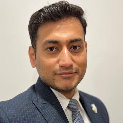 Headshot of Mengi Shubhankar